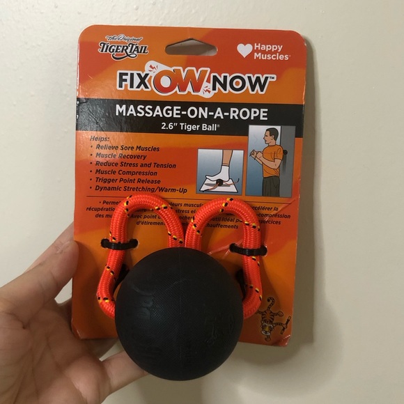 NWT Tiger Tail Massage on a rope - Picture 2 of 3